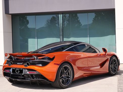 Used 2018 McLaren 720S Performance image 4