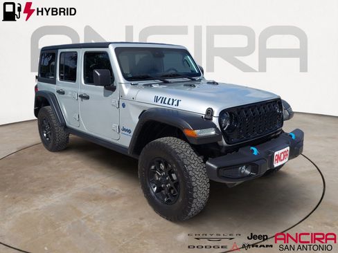 Used 2024 Jeep Wrangler Unlimited AWD/4WD image 1
