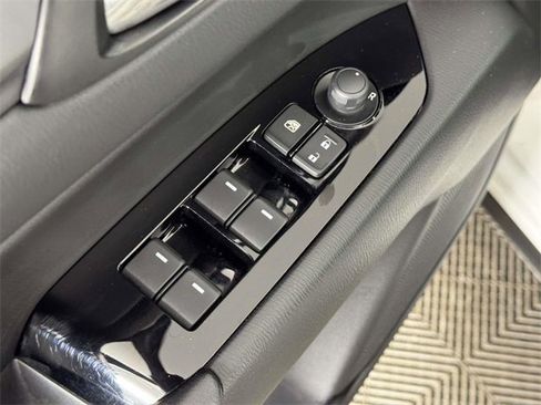 Used 2018 MAZDA CX-5 Touring image 18