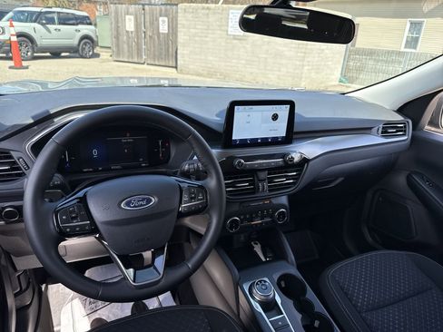 Used 2023 Ford Escape Active image 27