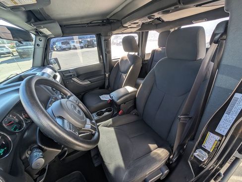 Used 2016 Jeep Wrangler Unlimited Sport AWD/4WD image 15