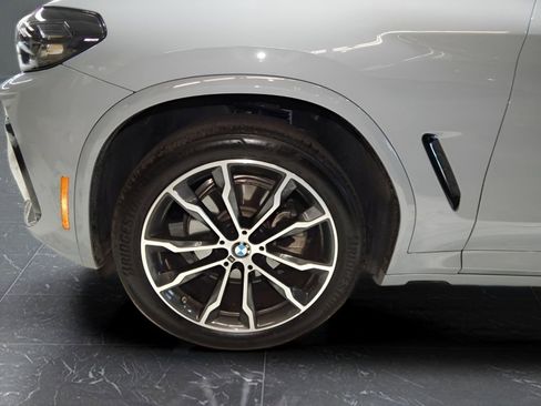 Used 2025 BMW X4 xDrive30i w/ Premium Package AWD/4WD image 11