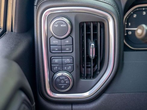 Used 2022 GMC Sierra 1500 Denali w/ Denali Premium Package AWD/4WD image 37