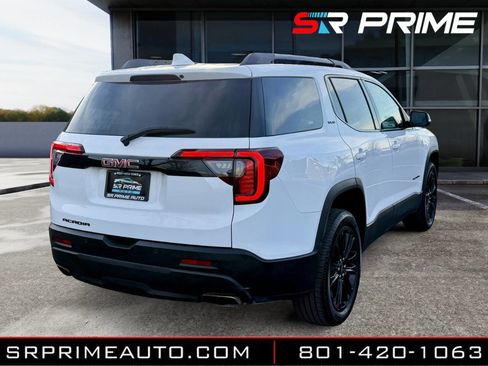 Used 2022 GMC Acadia SLE w/ Driver Convenience Package image 2