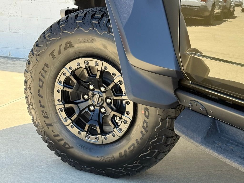 New 2026 Ford Bronco Raptor w/ Interior Carbon Fiber Pack AWD/4WD image 18
