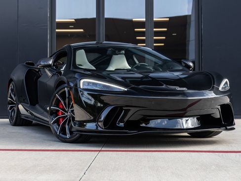 Used 2026 McLaren GTS RWD image 3