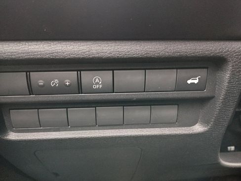 New 2026 Mitsubishi Outlander SE image 19