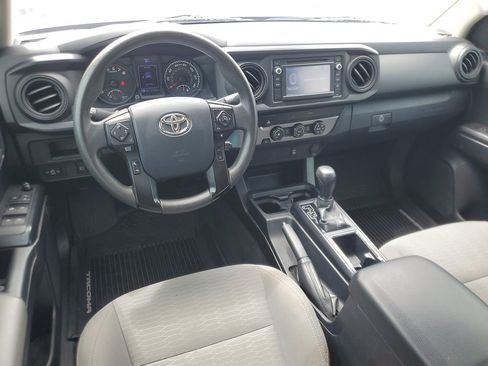 Used 2019 Toyota Tacoma SR w/ SR Convenience Package RWD image 10