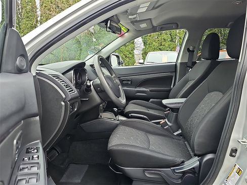 Used 2024 Mitsubishi Outlander Sport ES image 13