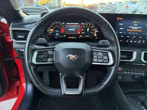 Used 2024 Ford Mustang Premium image 21