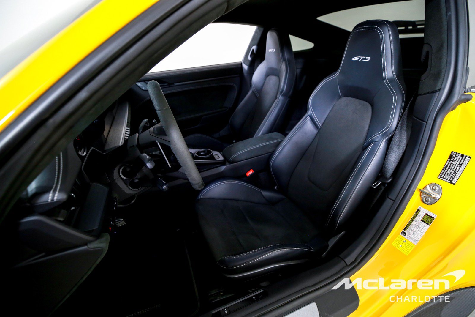 Used 2022 Porsche 911 GT3 RWD image 11