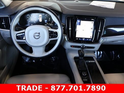 Used 2018 Volvo S90 T5 Momentum w/ Convenience Package image 14
