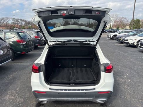 Used 2024 Mercedes-Benz GLA 250 4MATIC image 9