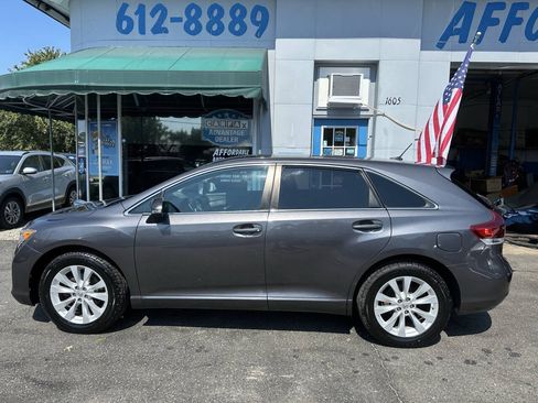 Used 2014 Toyota Venza LE AWD/4WD image 7