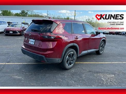 Used 2025 Nissan Rogue SV AWD/4WD image 5