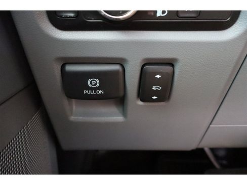 Used 2022 Ford F150 XLT w/ Equipment Group 302A High RWD image 25