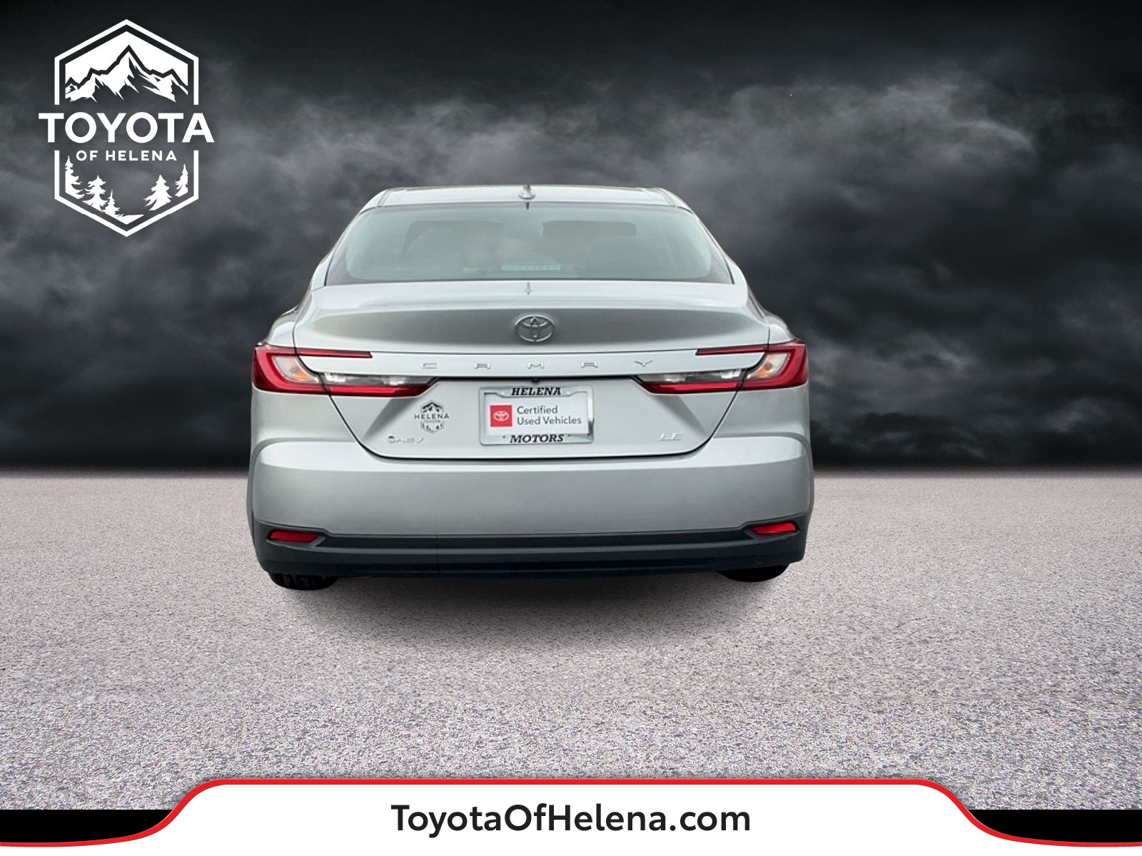 Used 2025 Toyota Camry LE FWD image 4
