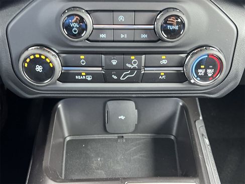 New 2025 Ford Bronco 2-Door image 6