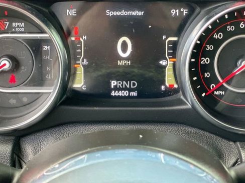 Used 2021 Jeep Wrangler Unlimited Rubicon AWD/4WD image 30