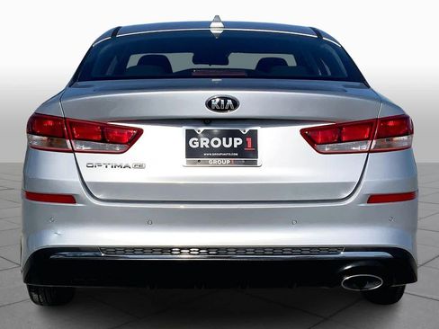 Used 2020 Kia Optima LX image 4