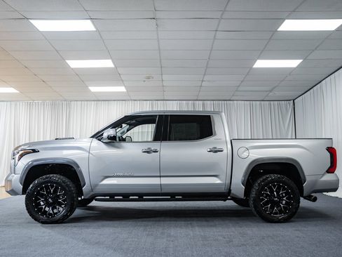 Used 2023 Toyota Tundra Limited w/ Power Package image 5