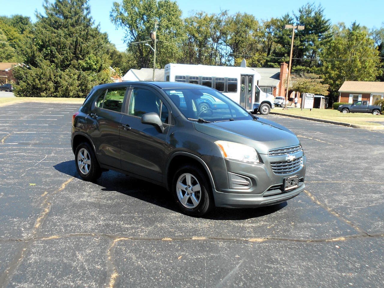 Used 2016 Chevrolet Trax LS AWD/4WD image 1