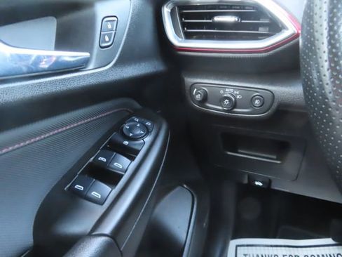 Used 2023 Chevrolet TrailBlazer RS w/ Technology Package image 30