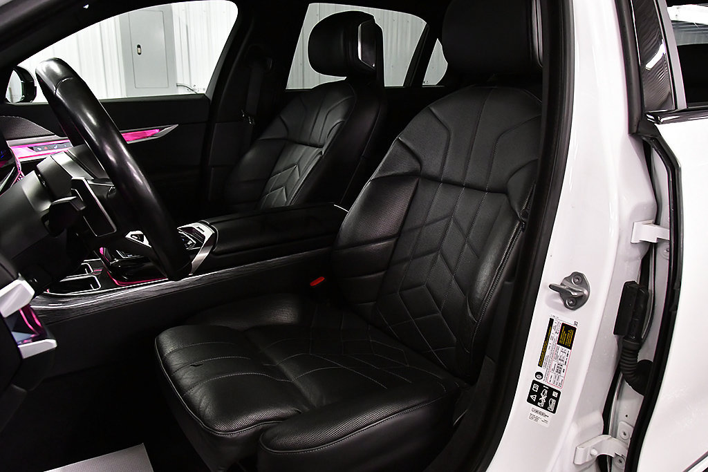 Used 2024 BMW 740i xDrive AWD/4WD image 26