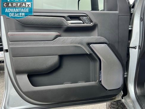 Used 2024 GMC Sierra 2500 AT4X w/ AT4X AEV Edition AWD/4WD image 9