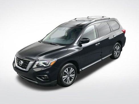 Used 2020 Nissan Pathfinder SV image 24