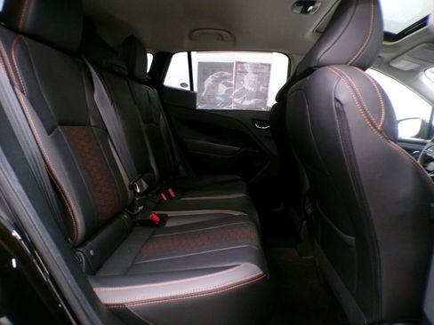 Used 2024 Subaru Crosstrek 2.5i Limited w/ Crosstrek Mirror Package image 19