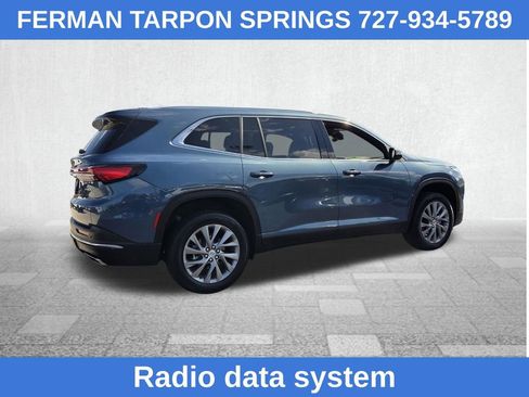 Certified 2025 Buick Enclave Preferred image 11