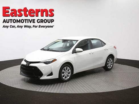 Used 2019 Toyota Corolla LE FWD image 58