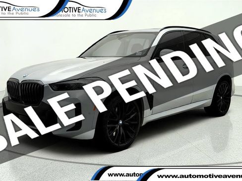 Used 2024 BMW X5 xDrive40i w/ Executive Package AWD/4WD image 1