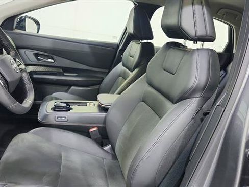 Certified 2024 Nissan Ariya AWD image 11