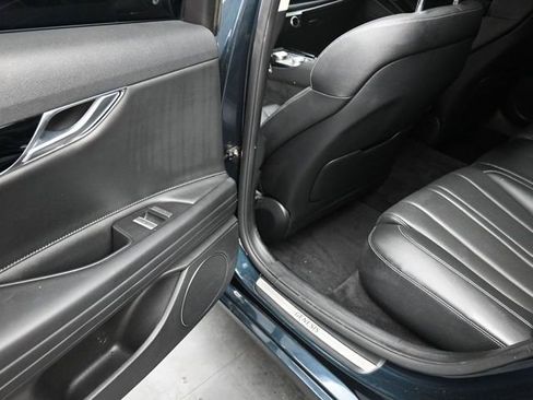 Used 2024 Genesis G80 2.5T image 14