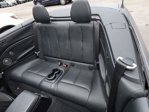 Used 2017 BMW 230i Convertible image 14
