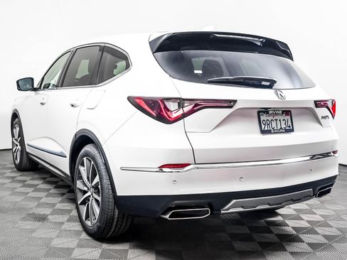 Used 2025 Acura MDX FWD w/ Technology Package image 2