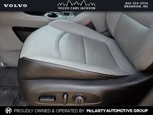 Used 2021 GMC Terrain SLT AWD/4WD image 14