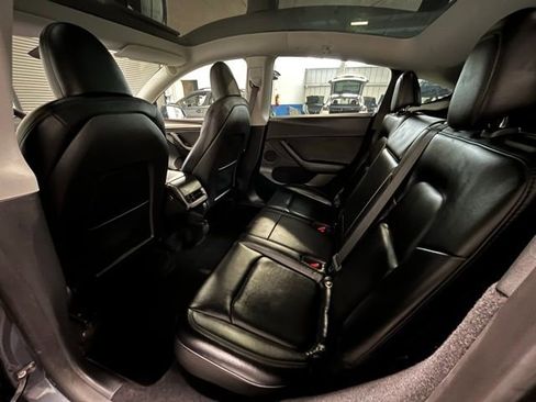 Used 2023 Tesla Model Y Long Range AWD/4WD image 15