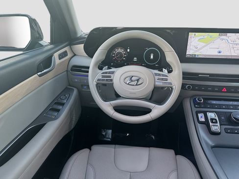 Certified 2024 Hyundai Palisade Limited image 20