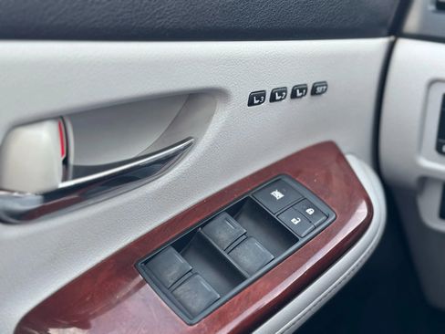 Used 2010 Lexus HS 250h Premium image 40