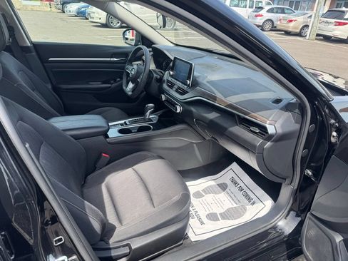 Used 2023 Nissan Altima 2.5 SV AWD/4WD image 24