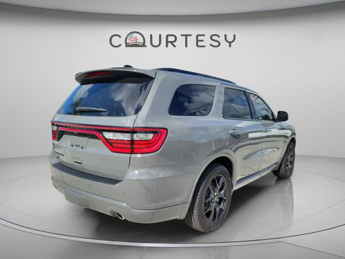 Used 2026 Dodge Durango GT AWD/4WD image 3