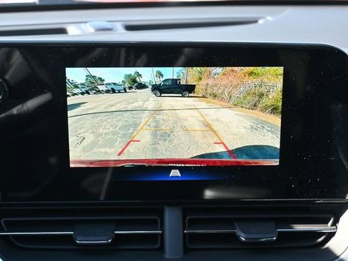 New 2026 Chevrolet Trax RS w/ Sunroof Package image 20