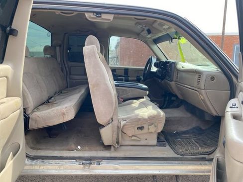 Used 2001 Chevrolet Silverado 2500 LS RWD image 11