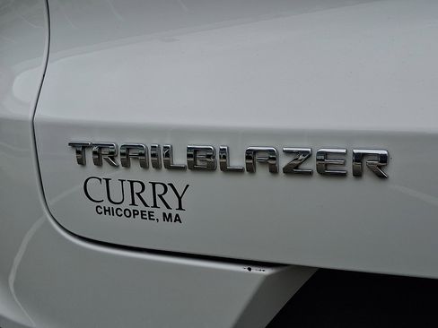 Used 2022 Chevrolet TrailBlazer LT w/ Convenience Package FWD image 30
