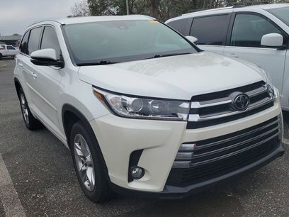 Used 2017 Toyota Highlander Limited
