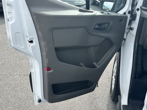 Used 2023 Ford Transit 350 XL RWD image 10