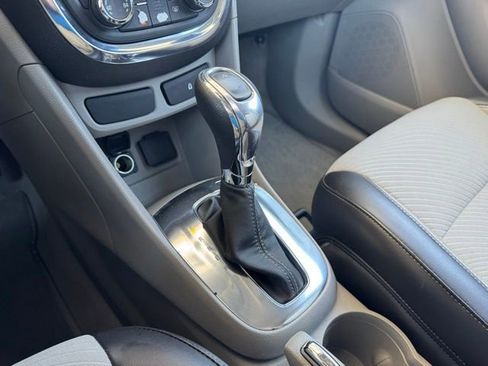 Used 2013 Buick Encore Convenience FWD image 10
